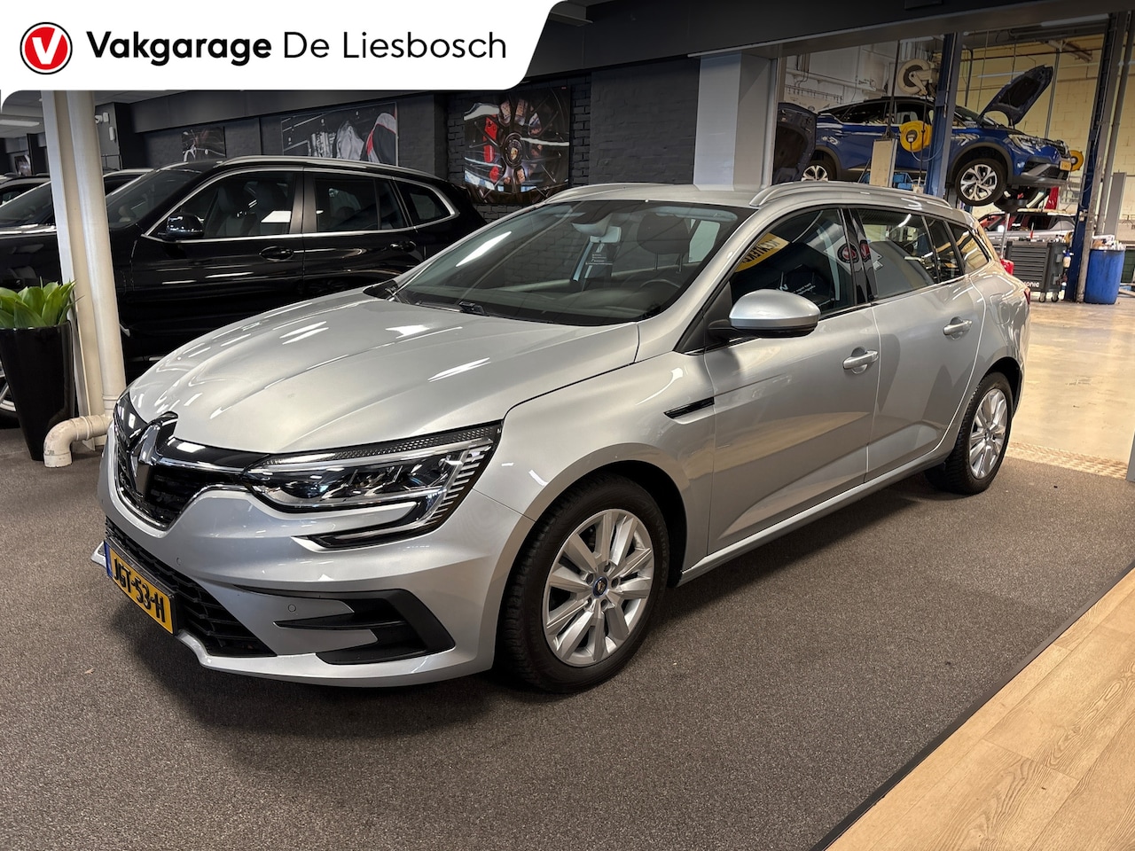 Renault Mégane E-Tech - Estate 1.6 Plug-In Hybrid 160 Business Zen / stoel en stuurverwarming / camera / navigatie - AutoWereld.nl