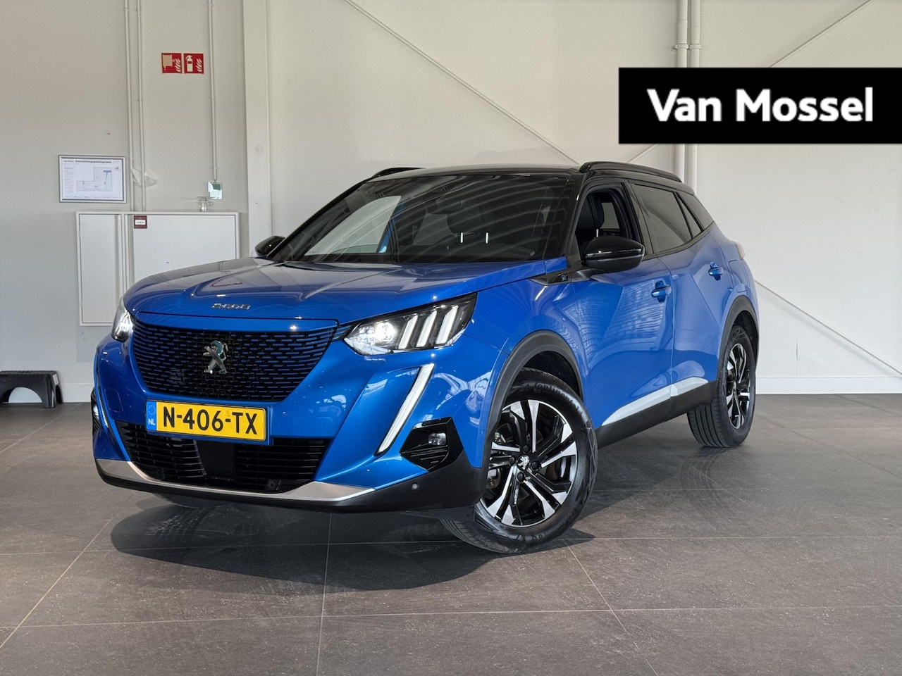 Peugeot e-2008 - EV GT 50 kWh | Navigatie | Climate control | Stoelverwarming - AutoWereld.nl