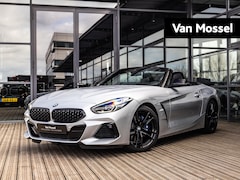 BMW Z4 Roadster - M40i High Executive | 19 INCH JET BLACK | HARMAN KARDON | STOELVERWARMING | CAMERA | APPLE