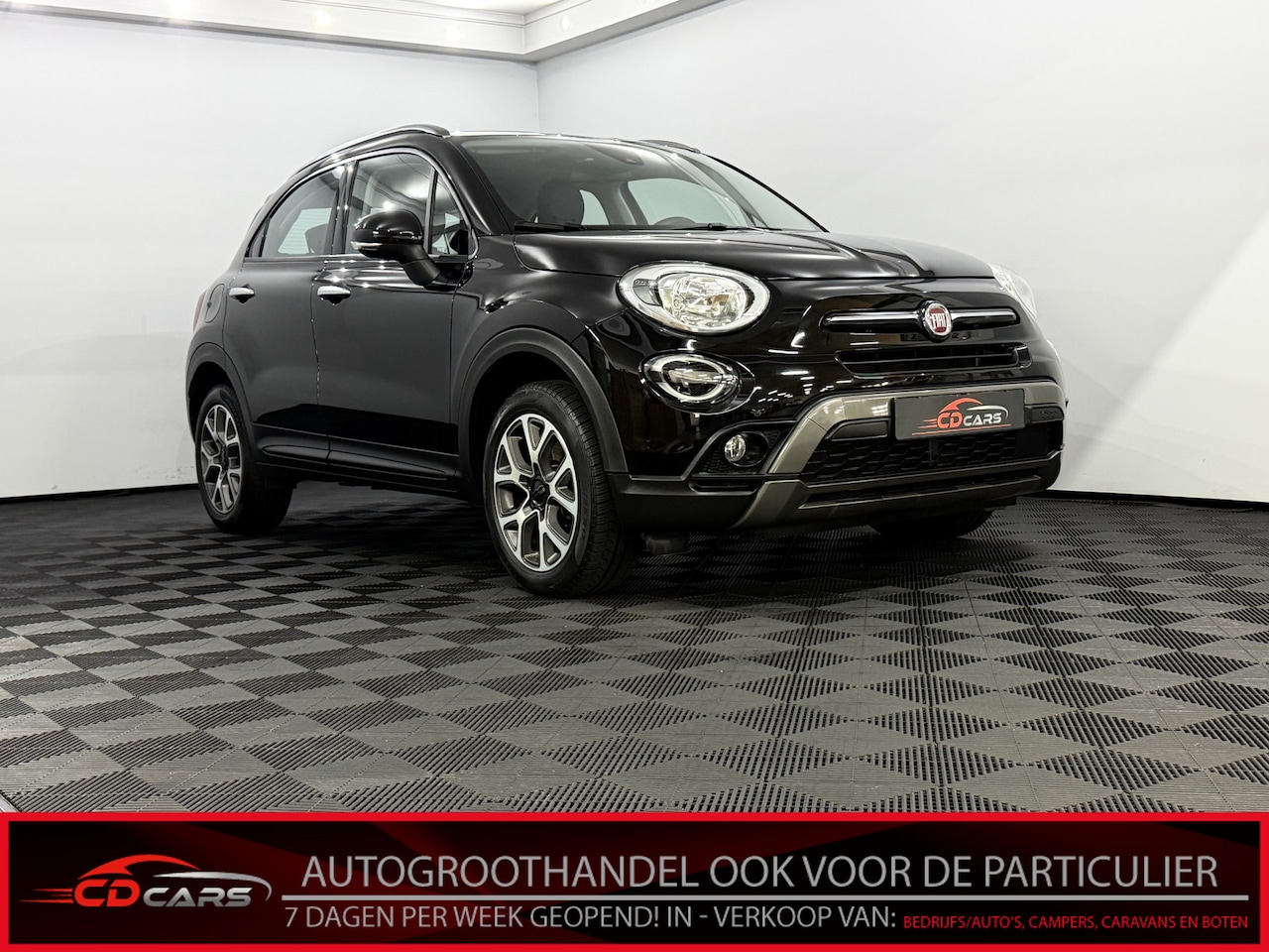 Fiat 500 X - 1.3 FireFly Turbo 150 Connect Half leder, Parkeersensoren, Apple carplay, Clima, Cruise co - AutoWereld.nl