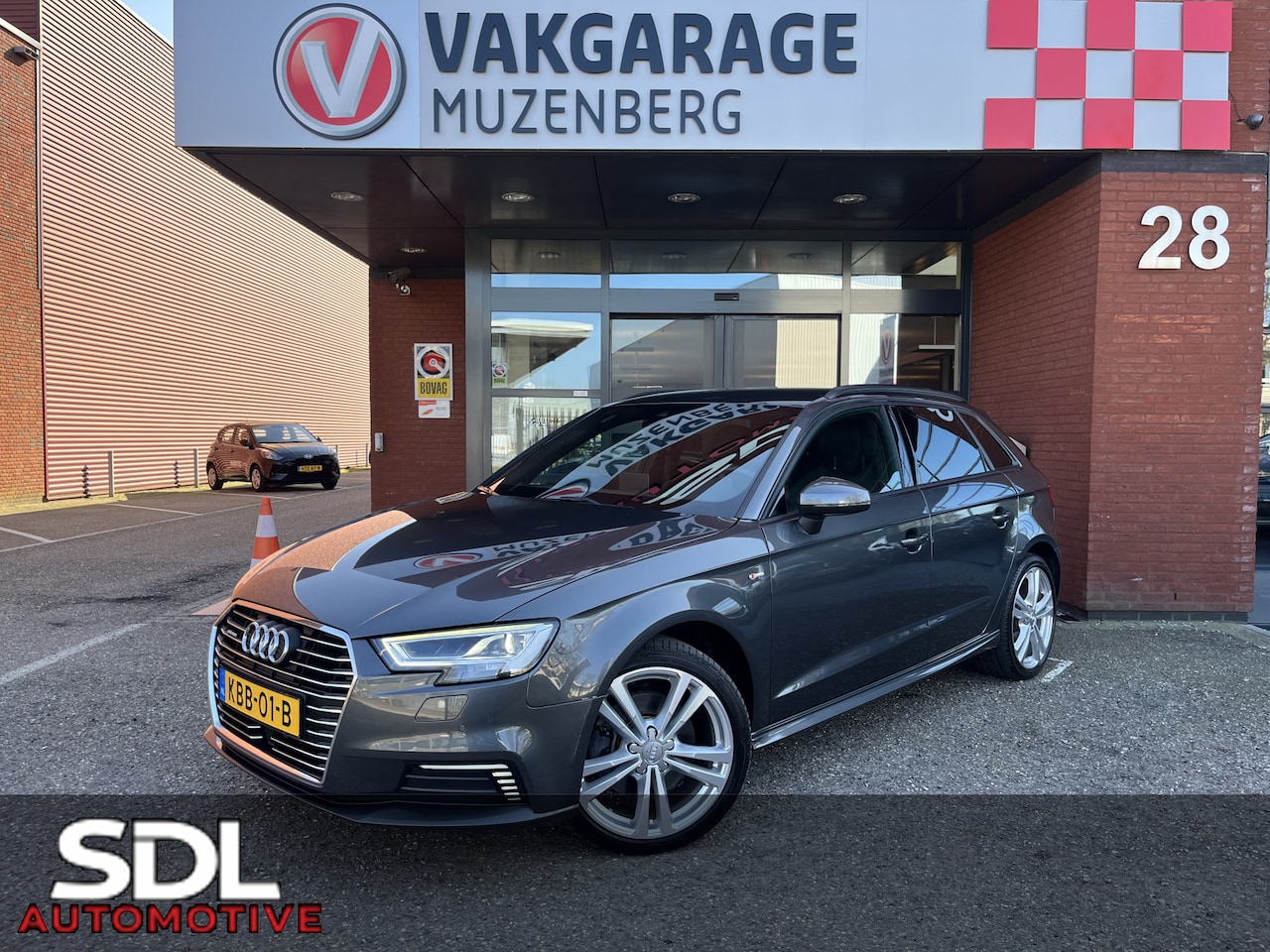 Audi A3 Sportback - 40 e-tron Advance Sport S-Line // ADAPT. CRUISE // DIGITAL COCKPIT // FULL LED // KEYLESS - AutoWereld.nl