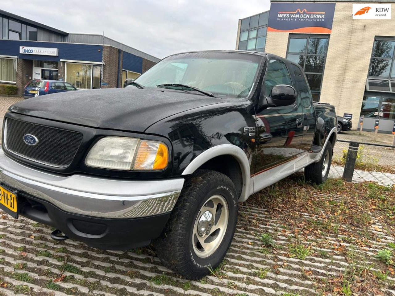Ford F150 - FISO LARIAT SUPER CAB. LPG Bj.2000 met APK tot 20-03-2026 - AutoWereld.nl