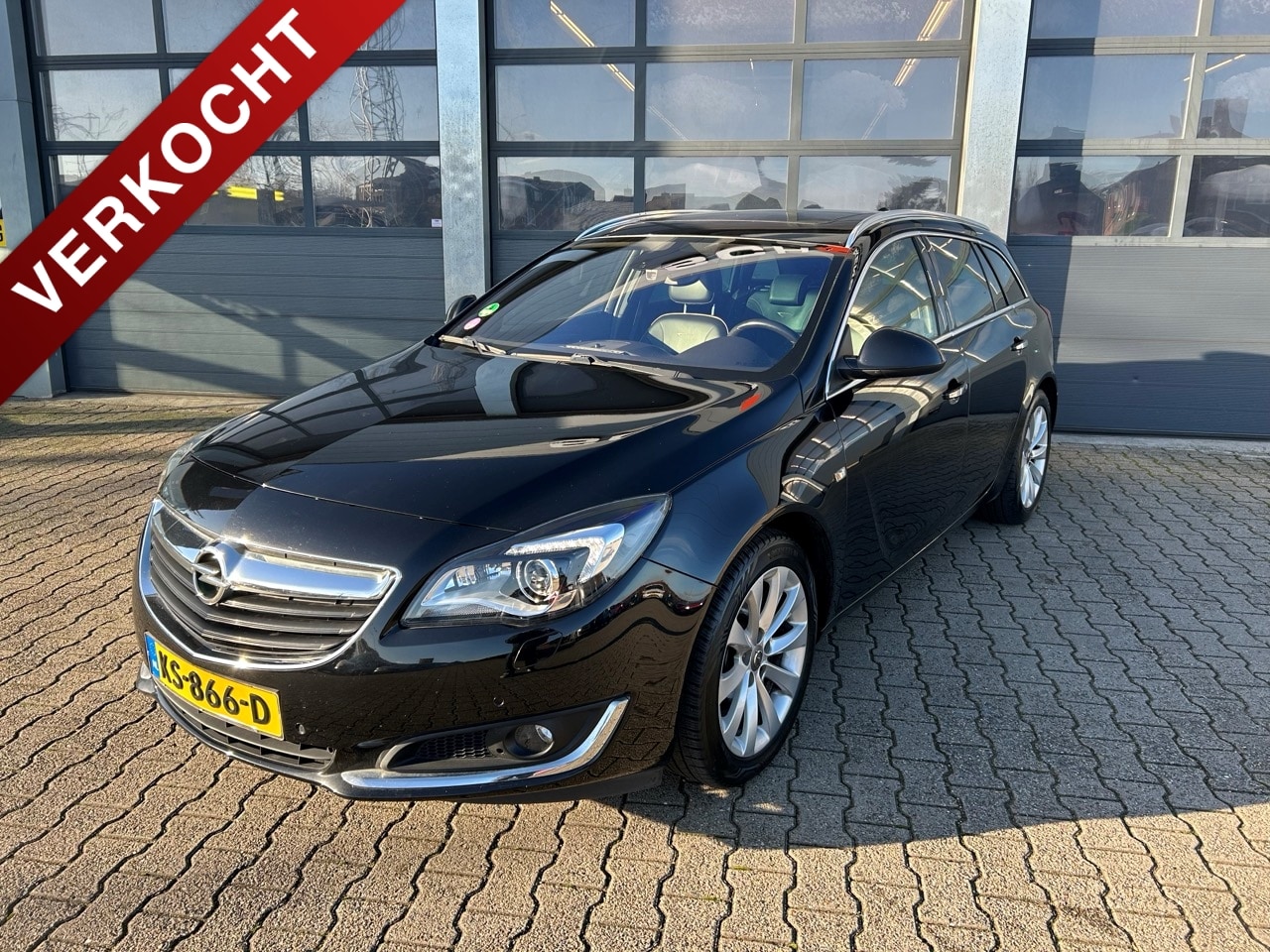 Opel Insignia - 1.6 Turbo 170pk Business Executive - AutoWereld.nl