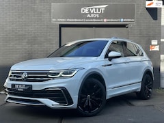 Volkswagen Tiguan - 2.0 TDI R-Line | Pano | Dsg | Carplay | memory Stoelen | Leder | Camera | Stoelverwarming