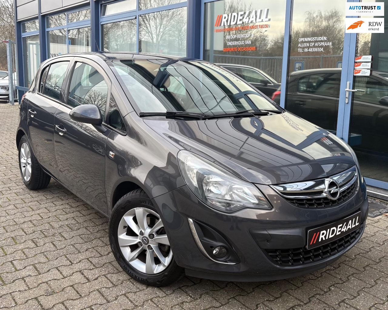 Opel Corsa - 1.2-16V Berlin/AIRCO/CRUISE/H.LEDER - AutoWereld.nl