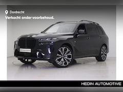 BMW X7 - xDrive40i M-Sport | 7-Zits | Trekhaak | Autobahnassistent | Harman Kardon | Standkachel |
