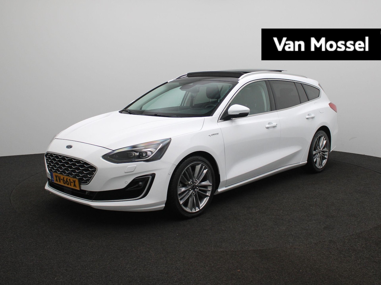 Ford Focus Wagon - 1.0 EcoBoost Vignale | Panoramadak | Winterpack | Camera | Leder | - AutoWereld.nl