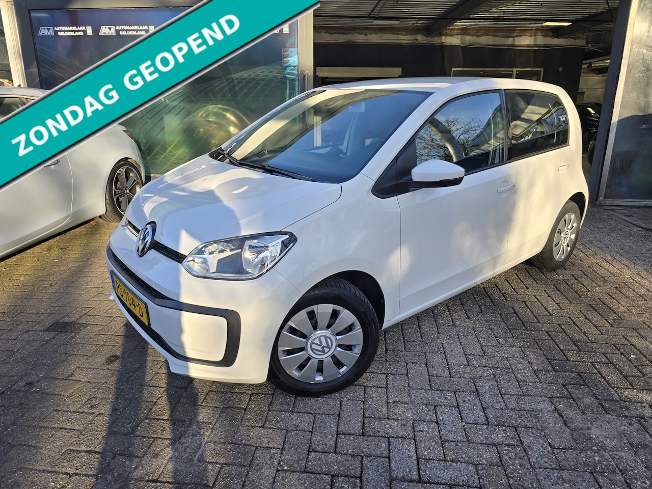 Volkswagen Up! - 1.0 BMT move up! | 2E EIGENAAR | 12MND GARANTIE | AIRCO | ELEC RAMEN | NW APK | - AutoWereld.nl