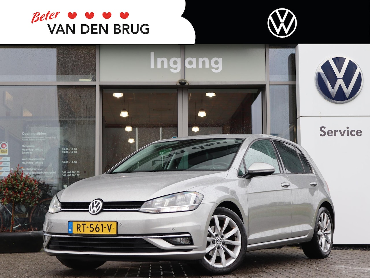 Volkswagen Golf - 1.0 TSI 110 pk Comfortline Business | Trekhaak | ACC | Ergo Stoel | Stoelverwarming | Clim - AutoWereld.nl
