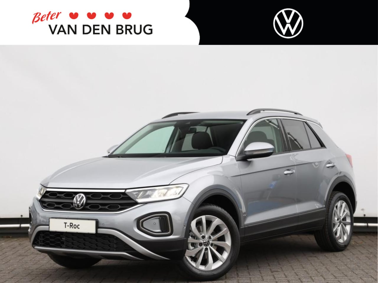Volkswagen T-Roc - 1.5 TSI Life Edition 150 pk DSG | Navigatie | Camera | Side Assist | Travel Assist | LED P - AutoWereld.nl