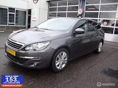 Peugeot 308 SW - 1.2 PureTech Blue Lease Executive 134571 km + N.A.P , LET OP ROOKT SOMS , BIEDEN BIEDEN