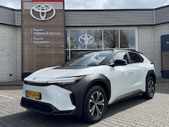 Toyota bZ4X - DYNAMIC 71KWH BI-TONE VOORRAAD VOORDEEL PANO-DAK STOEL/STUURVERW BLIND-SPOT 360° CAMERA EL