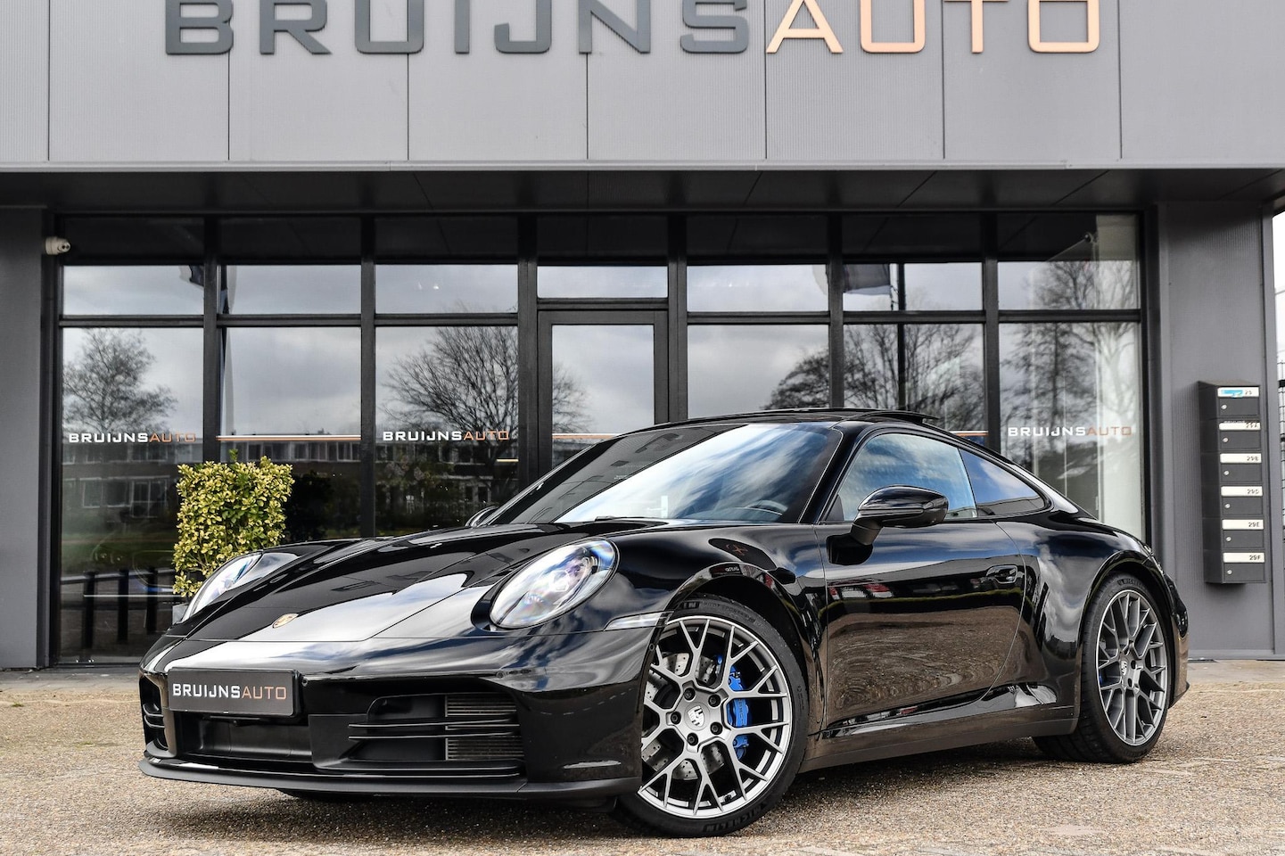 Porsche 911 - 3.0 Carrera FACELIFT |Schuifdak|Bose|Sportuitlaat| - AutoWereld.nl