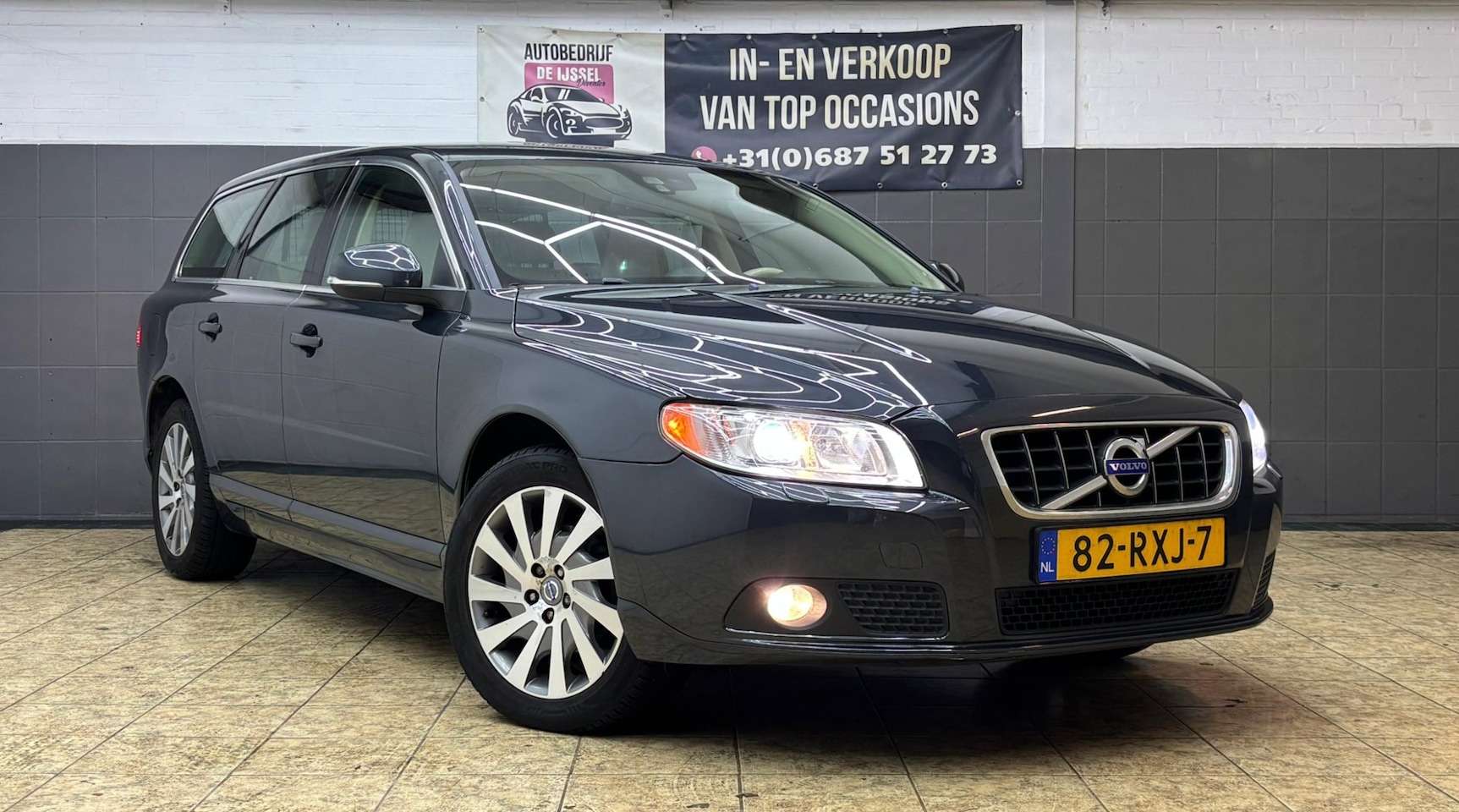 Volvo V70 - 1.6 T4 Limited Edition / 1 STE Eigen/ TOTAAL RIJKLAAR /Compleet Onderhoud - AutoWereld.nl