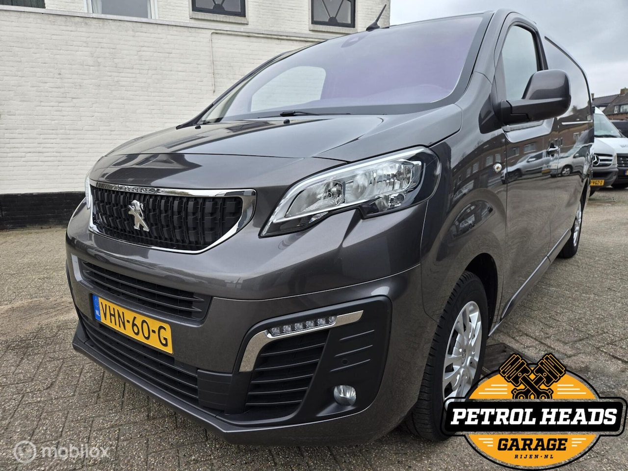 Peugeot Expert - Bestel 2.0 BlueHDI 120 Long Pro - AutoWereld.nl
