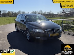 Volvo V70 - 2.0 T4 Classic Edition Automaat Trekhaak Nap