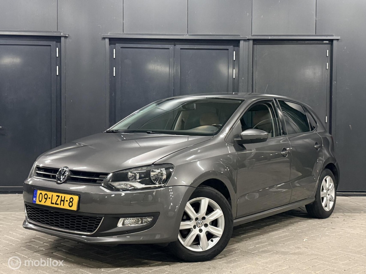 Volkswagen Polo - 1.2 TSI Highline|carplay|stoelverwarming|AUT - AutoWereld.nl