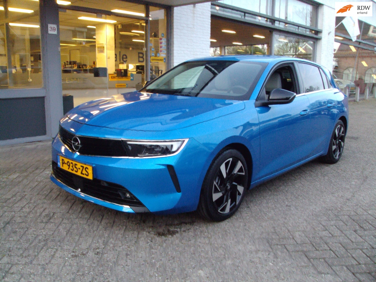 Opel Astra - 1.2 GS Line 1.2 GS Line - AutoWereld.nl