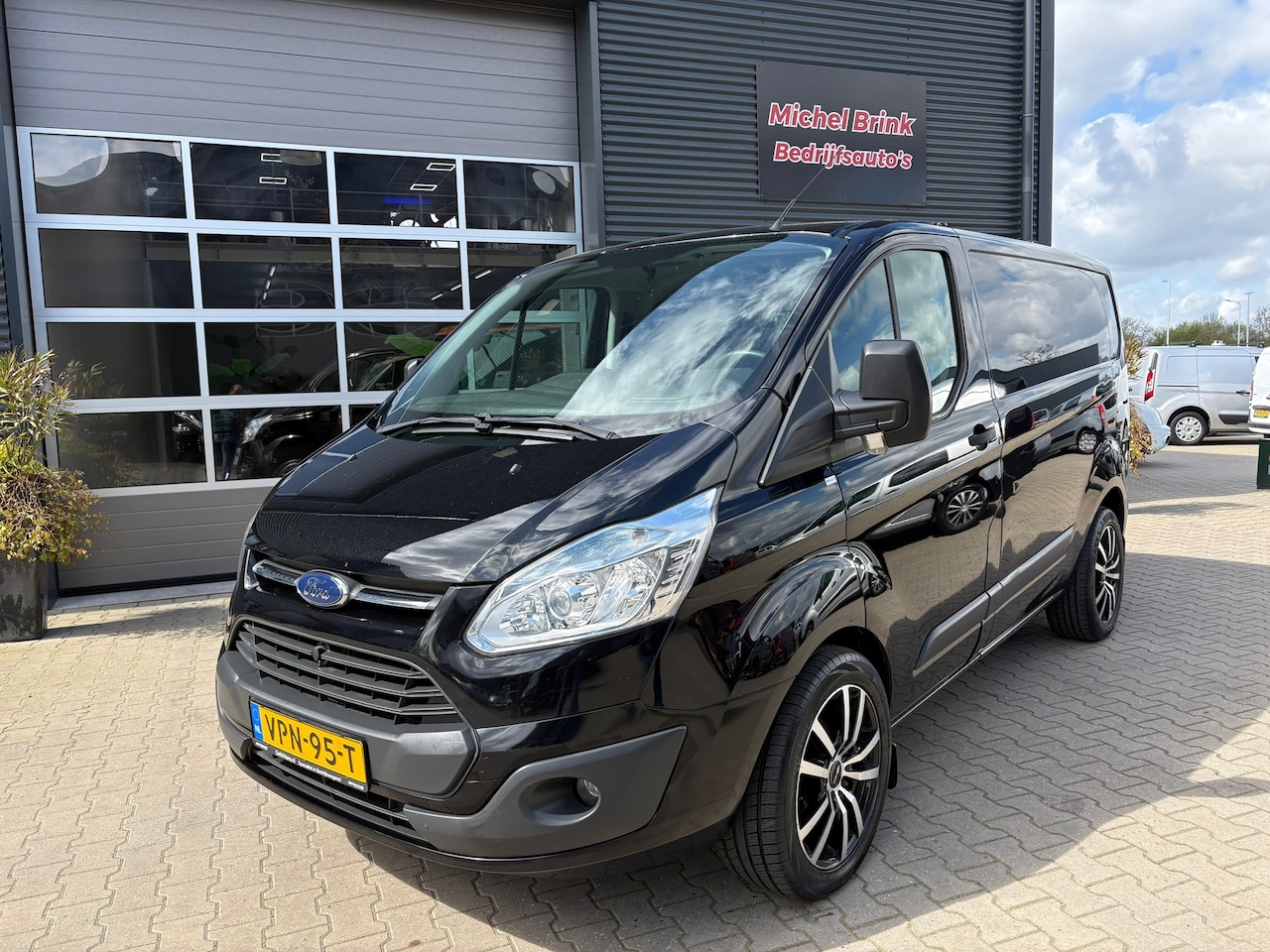 Ford Transit Custom - 2.2 TDCI L1H1Trend Airco - AutoWereld.nl