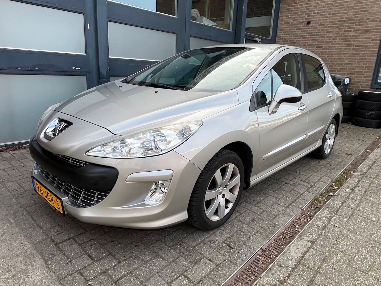 Peugeot 308 - 1.6 VTi Style 1.6 VTi Style - AutoWereld.nl