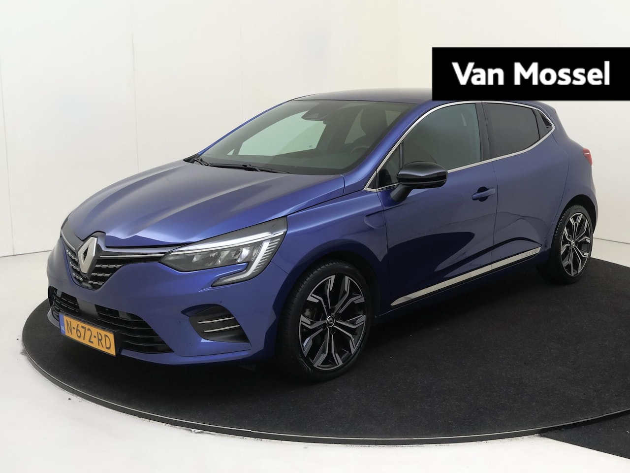 Renault Clio - 1.0 TCe Intens | Navigatie | Pack Look 17 | Carplay | cruise control | climate control | C - AutoWereld.nl