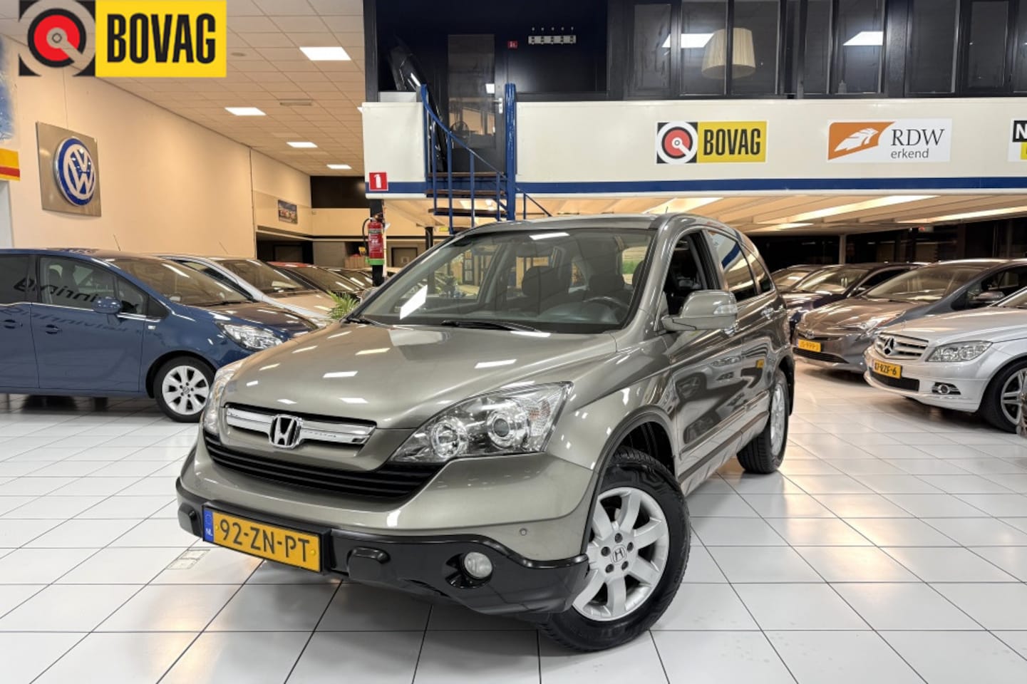 Honda CR-V - 2.0i Elegance Automaat Bovag Garantie - AutoWereld.nl