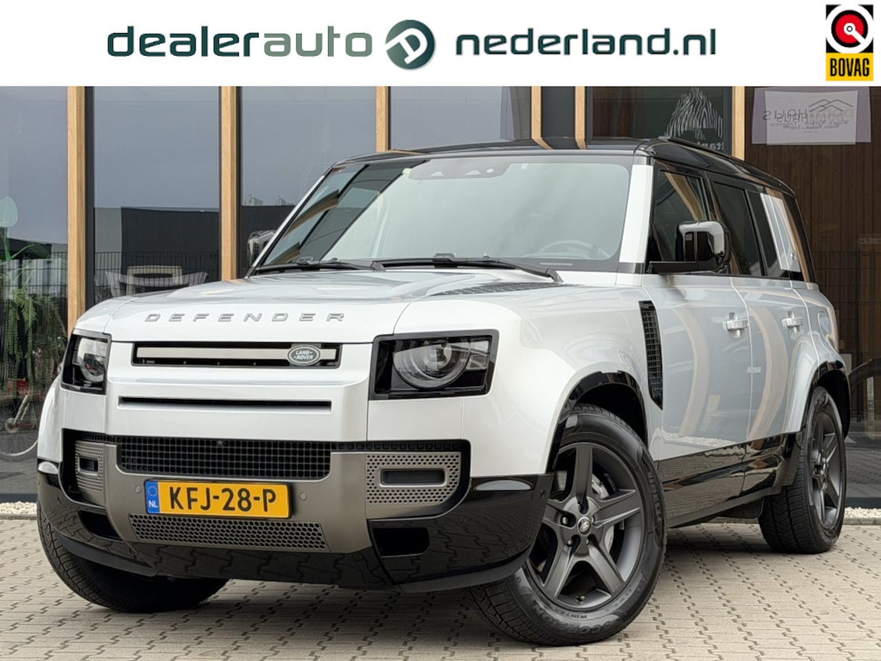 Land Rover Defender 110 - 2.0 P400e 110X SE | Meridian | Luchtvering | - AutoWereld.nl