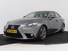 Lexus IS - 300h Hybrid Business Line | Leder interieur | Stoelverwarming| Premium Navigatie |