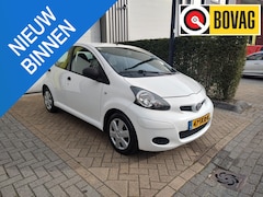 Toyota Aygo - 1.0-12V Now Trekhaak Airco C.V Carkit