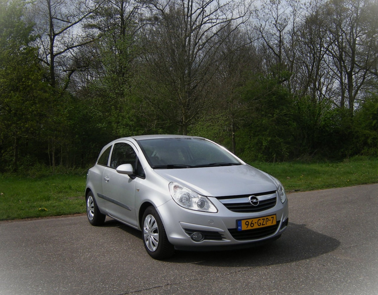 Opel Corsa - 1.2-16V Business . AUTOMAAT . Airco . Cruiscontrol enz - AutoWereld.nl