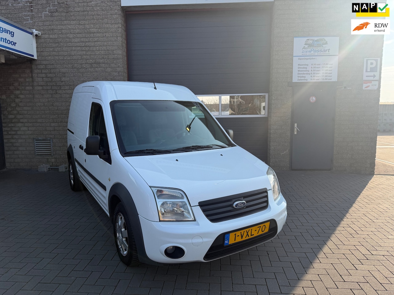 Ford Transit Connect - T230L 1.8 TDCi Trend T230L 1.8 TDCi Trend - AutoWereld.nl