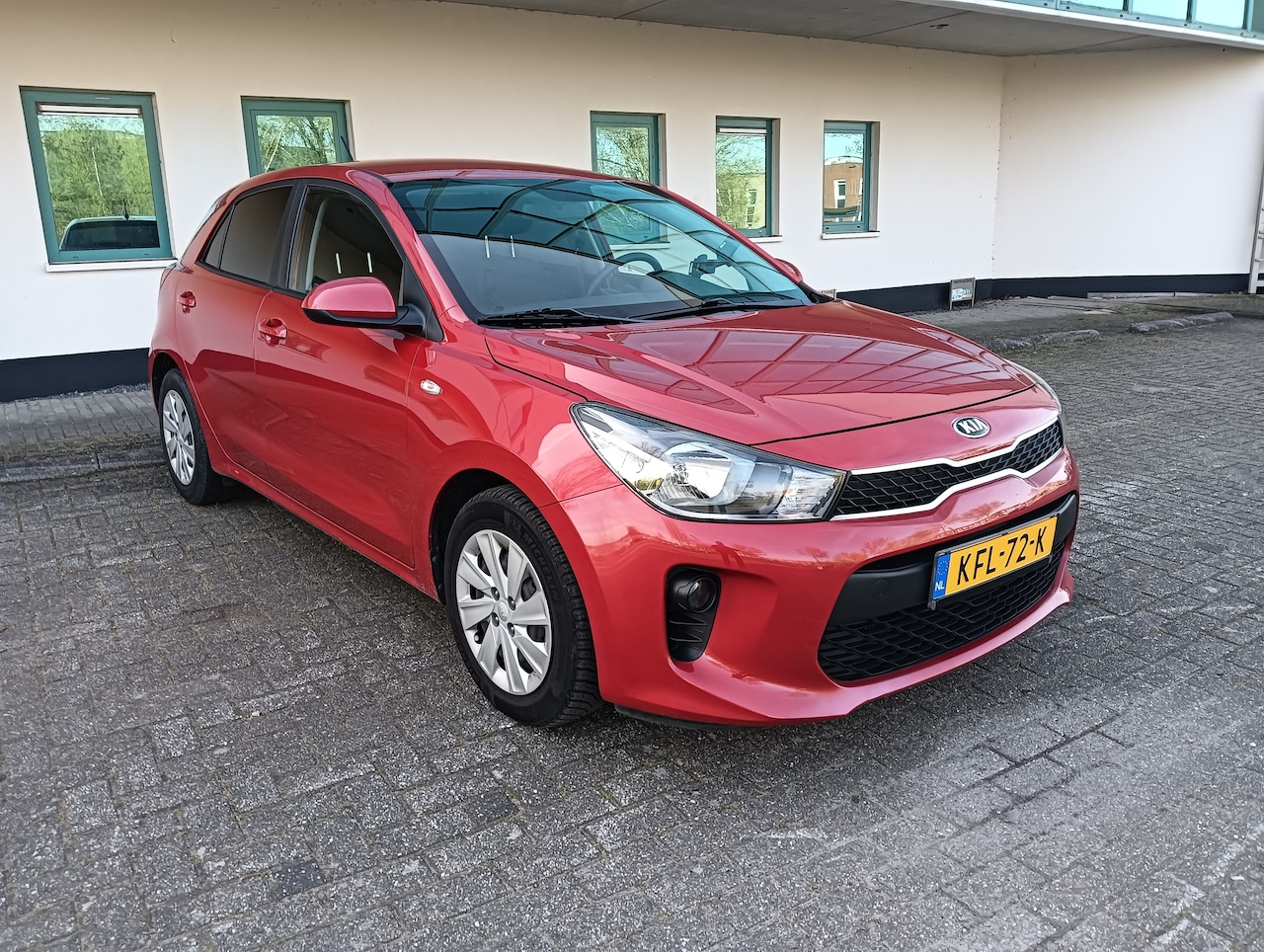 Kia Rio - 1.2 CVVT ComfortPlusLine Vijfdeurs . Nieuw model. Topstaat !! - AutoWereld.nl