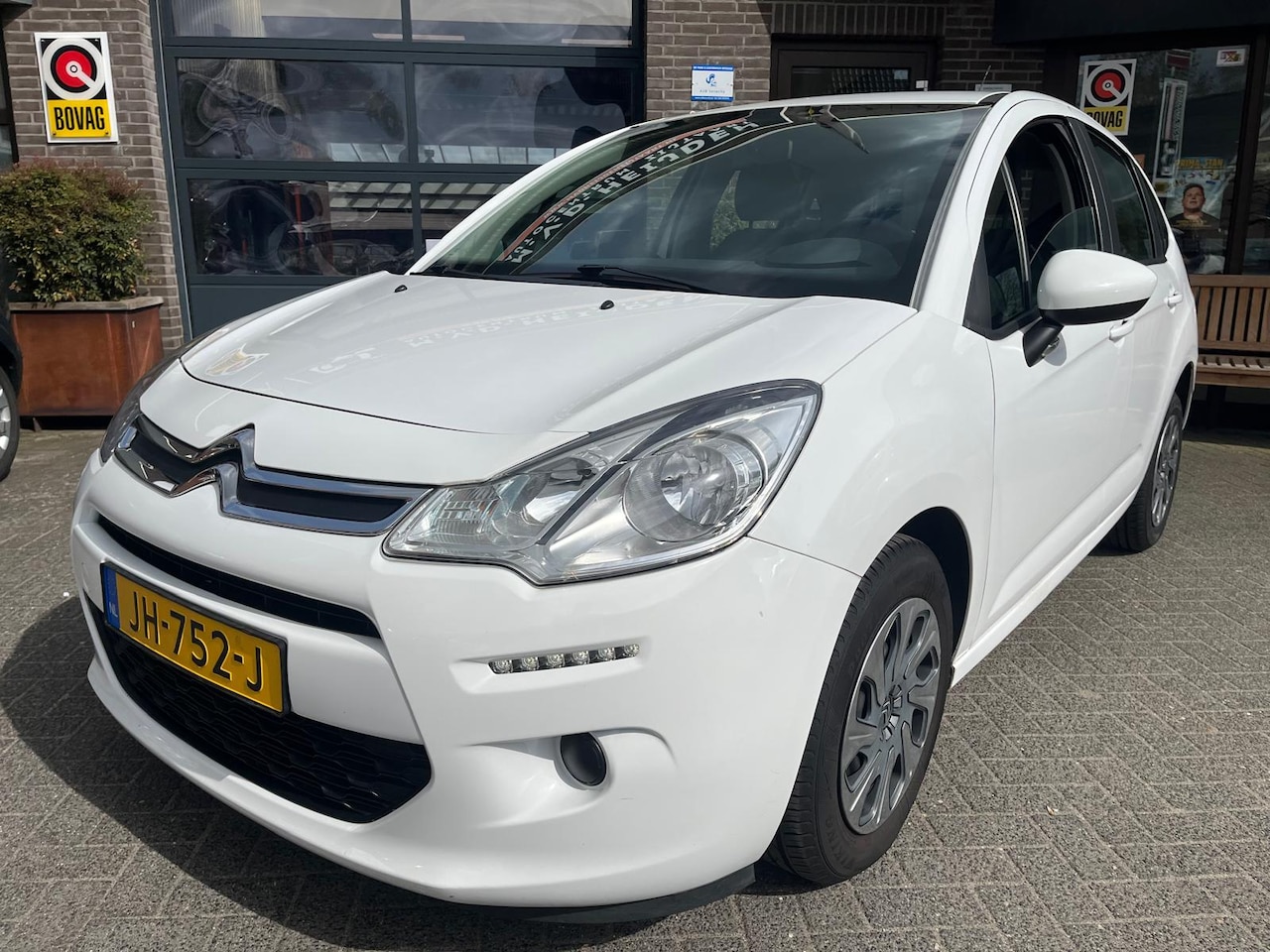 Citroën C3 - 1.2 VTI AUTOMAAT PDC - AutoWereld.nl