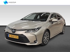 Toyota Corolla - 1.8 Hybrid Business Plus | Achteruitrijcamera | Voorstoelen verwarmd