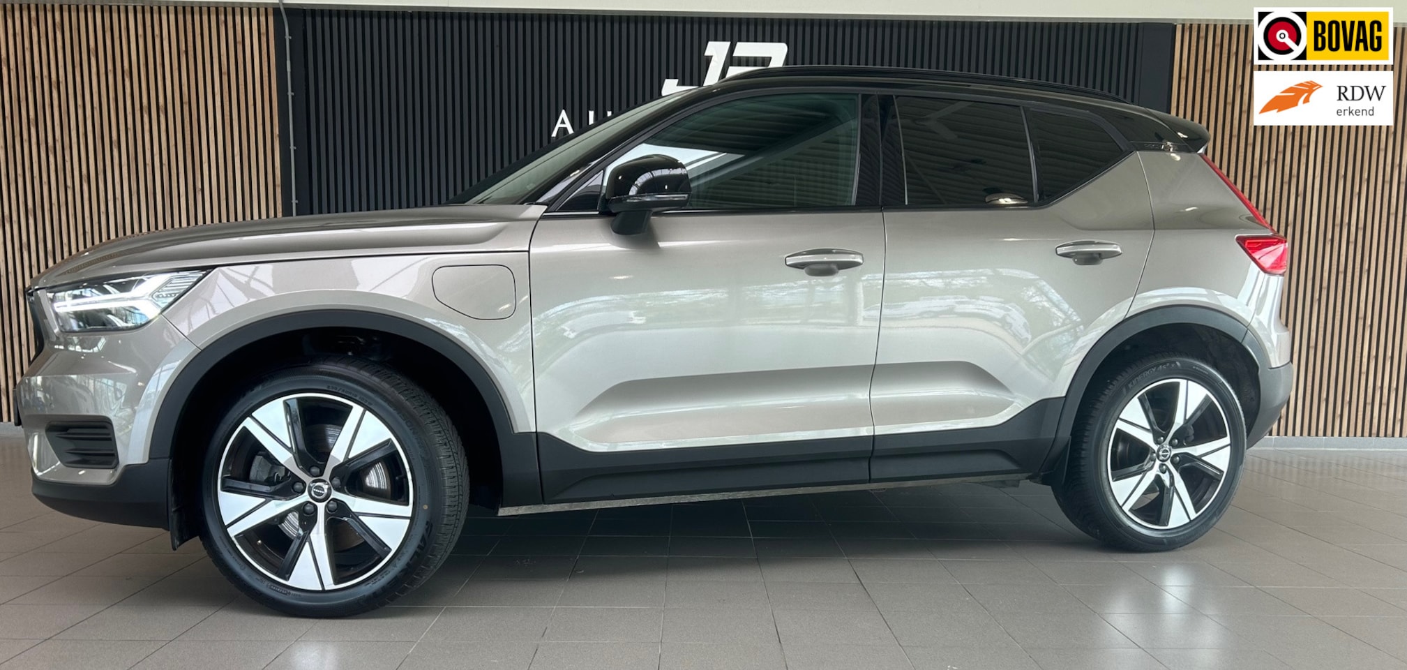 Volvo XC40 - 1.5 T5 Recharge Inscription 193KW/262pk DCT7|R-Design|Harman/KARDON|LEER/ALCANTARA|MEMORYS - AutoWereld.nl