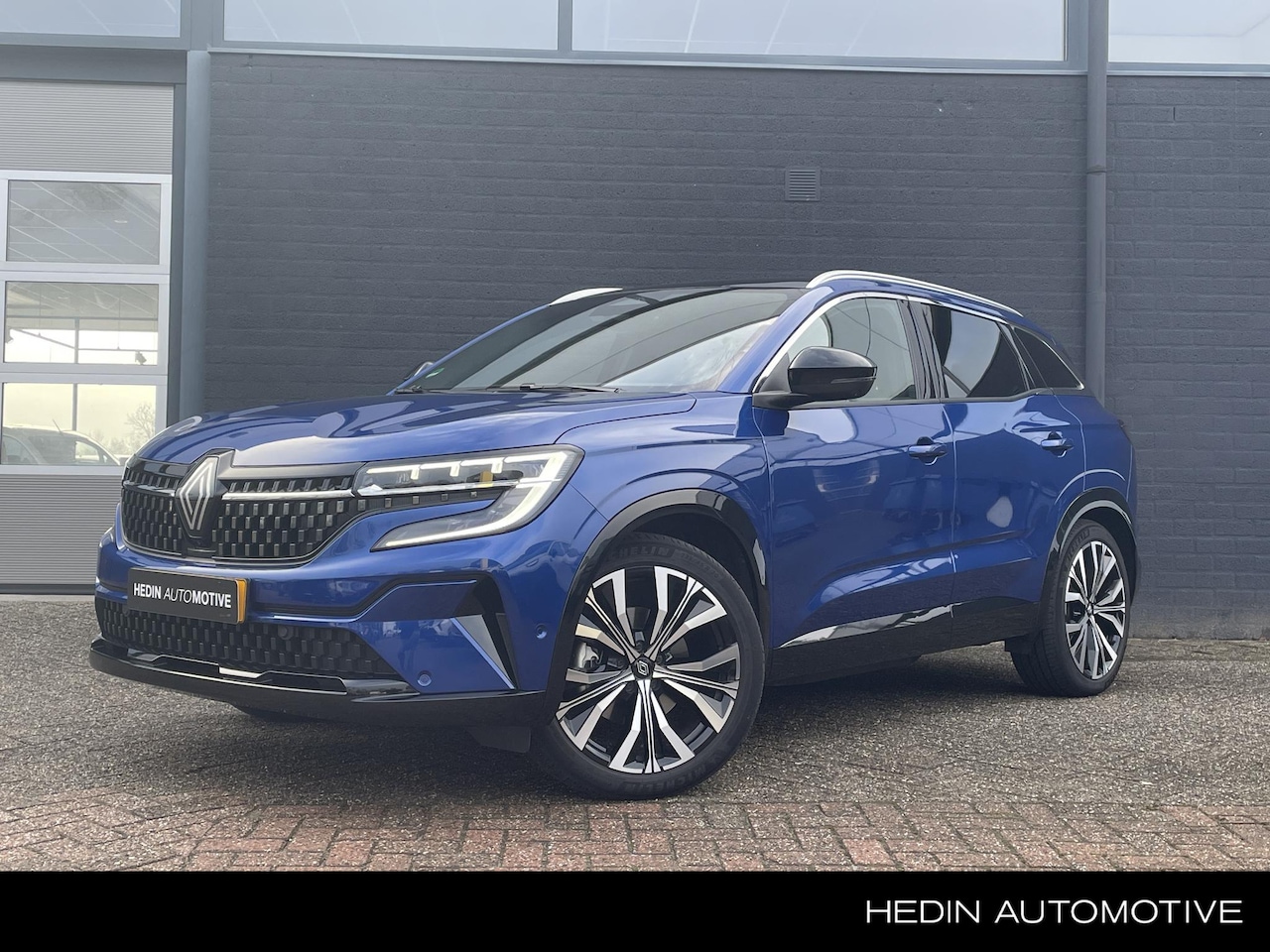 Renault Austral - E-Tech hybrid 200 iconic | Massage | Harman Kardon | Panoramadak | AVM Camera's - AutoWereld.nl