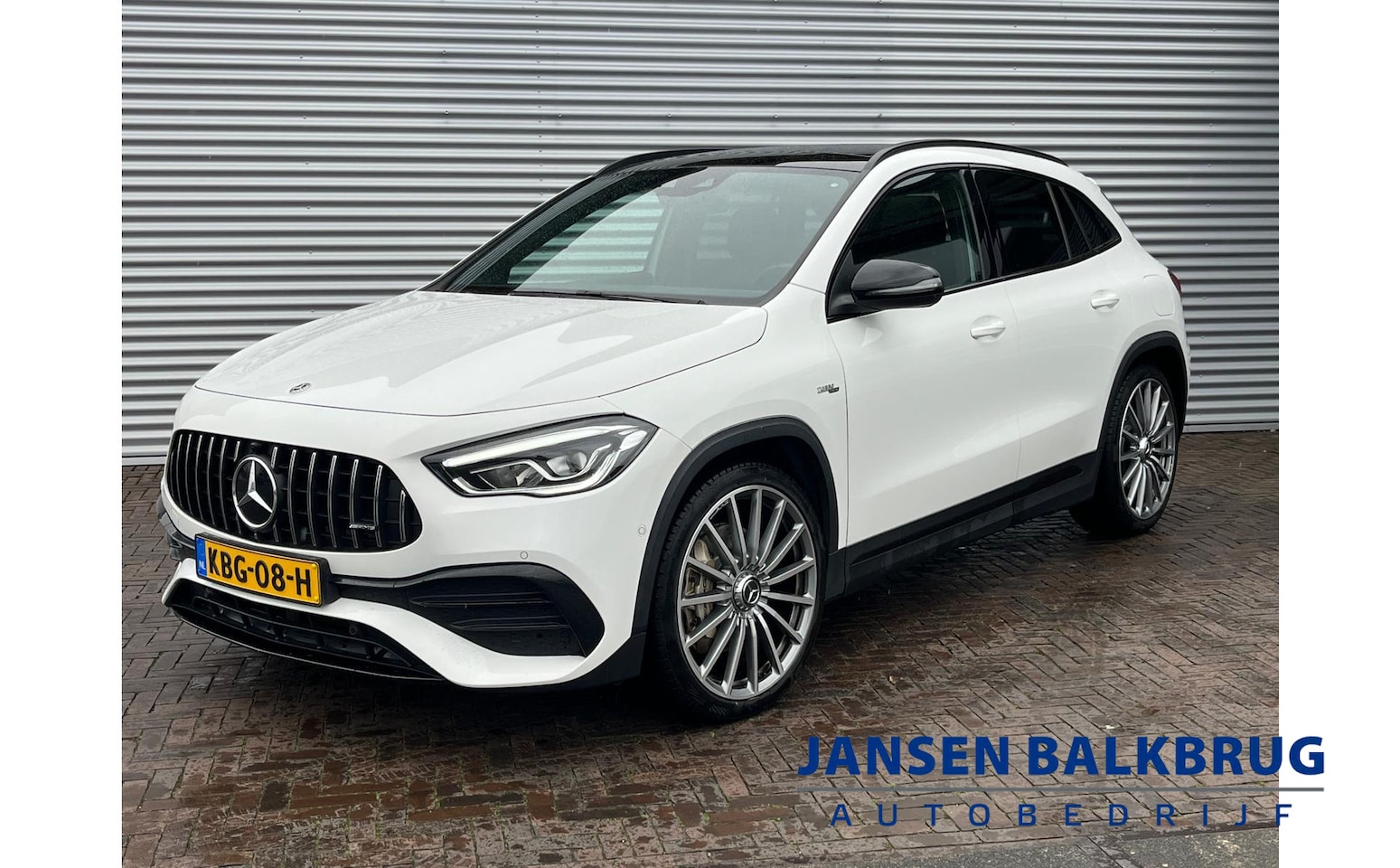 Mercedes-Benz GLA-Klasse - AMG 35 4MATIC panorama night trekhaak vol vol - AutoWereld.nl