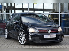 Volkswagen Golf - 2.0 GTI Airco Nav. Aut. 19'' Vossen 310PK STAGE 2 Milltek Trekhaak