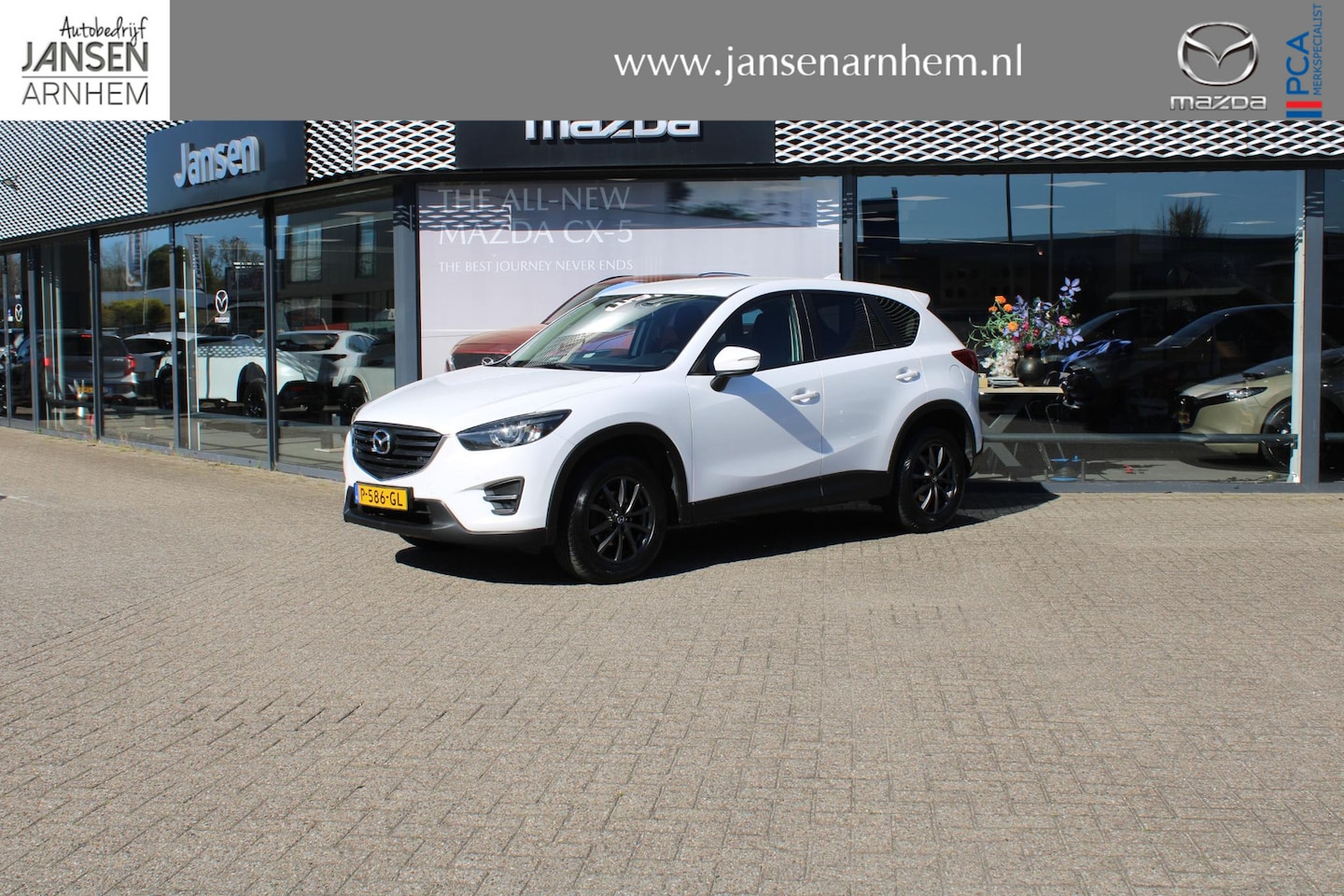 Mazda CX-5 - 2.0 SkyActiv-G 165 TS 2WD 2.0 SkyActiv-G 165 TS+ 2WD , Trekhaak, 17 inch LMV, All Season, Apple Carplay, Navi, Cruis - AutoWereld.nl