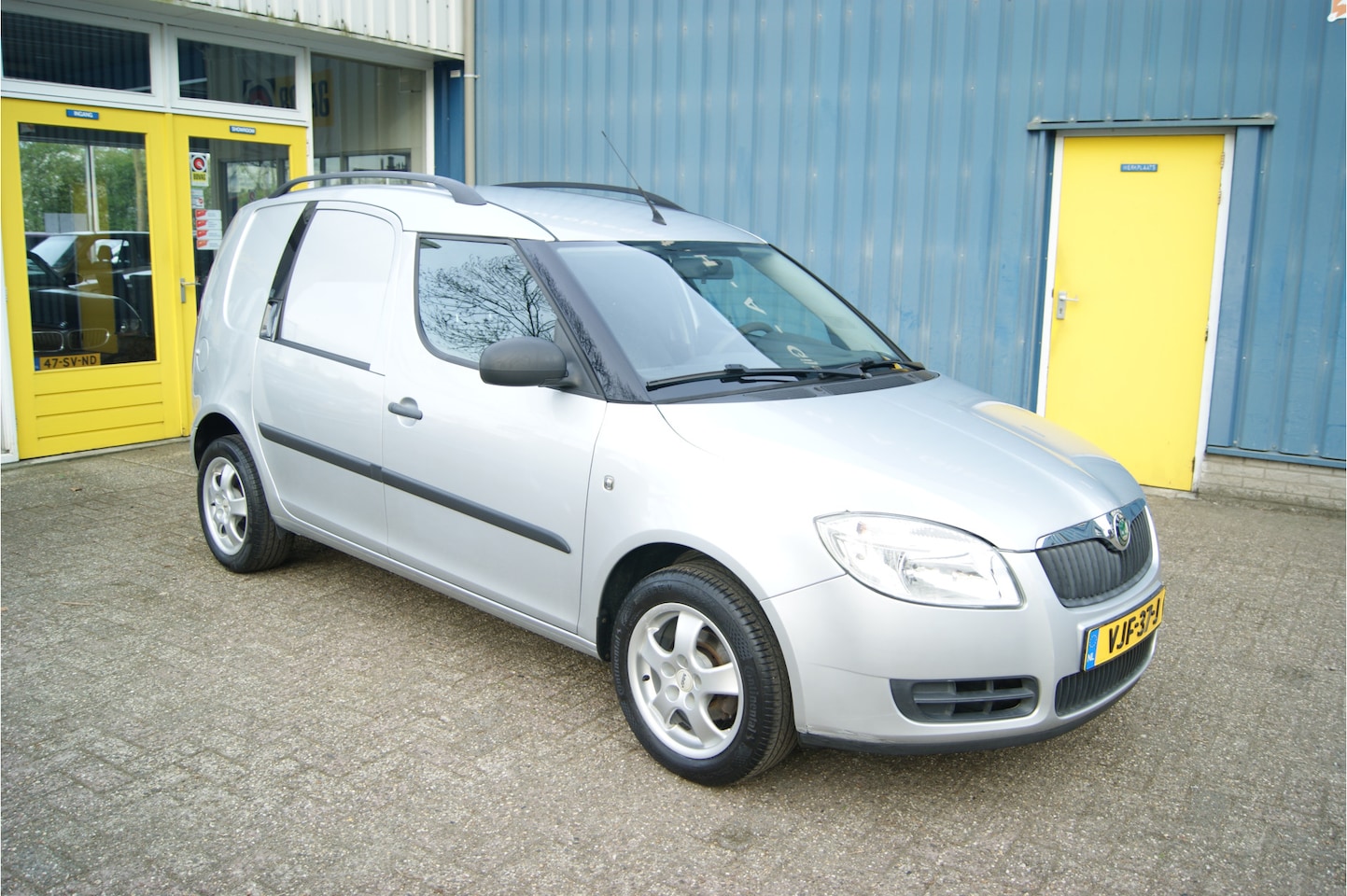 Skoda Praktik - CADDY 1.4i Benzine, Grijs Kenteken, Marge, Airco, Nieuwe APK!!! - AutoWereld.nl