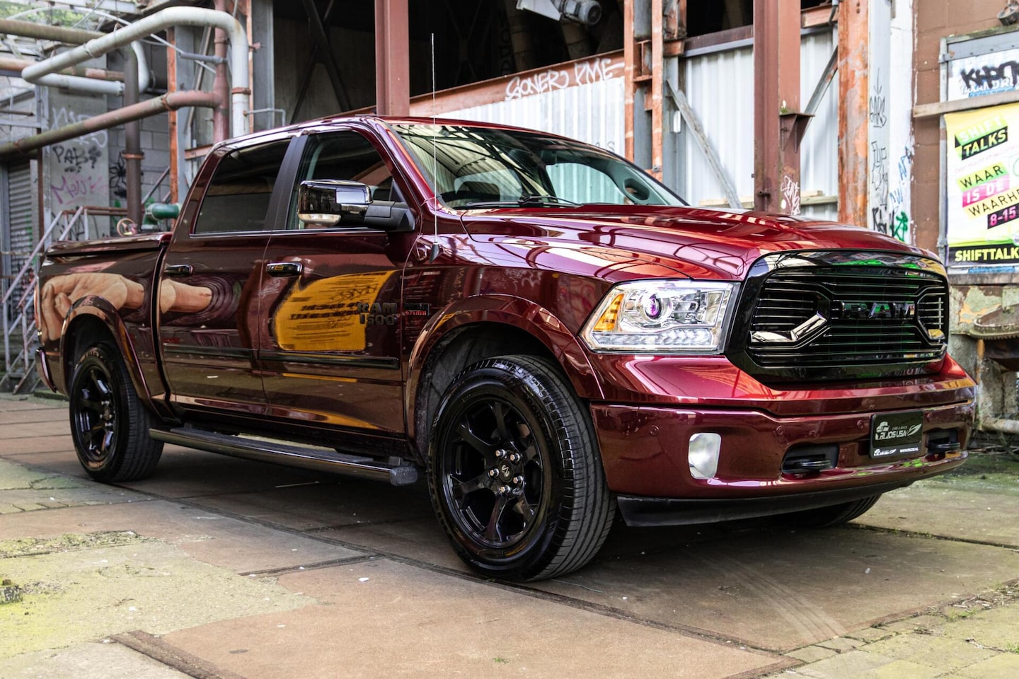 Dodge Ram 1500 - Laramie Sport Black Edition Marge Particulier - AutoWereld.nl