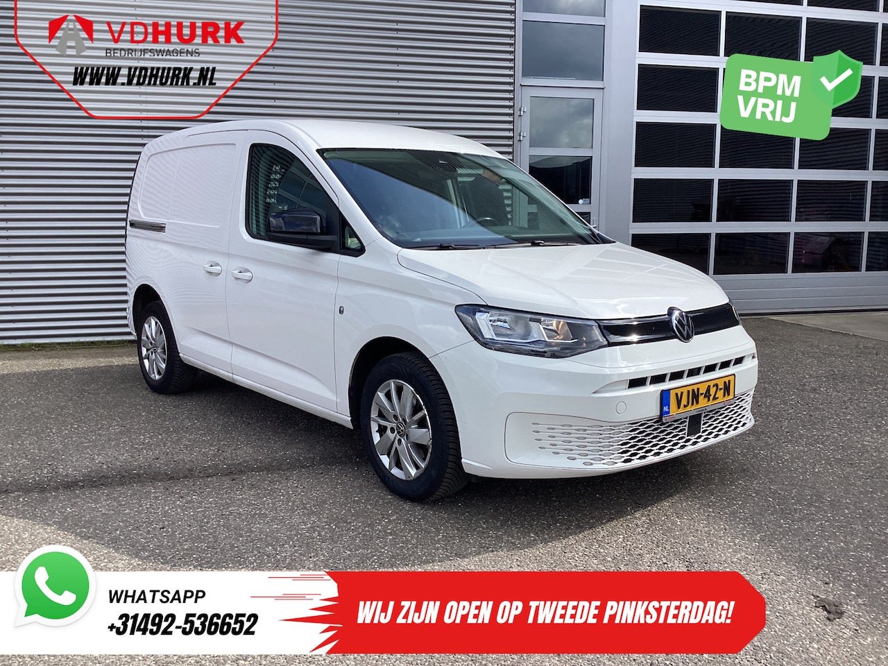 Volkswagen Caddy Cargo - 2.0 TDI Dealer Onderhouden/ Carplay/ Navi/ Cruise/ DAB/ 16”LMV/ PDC/ Trekhaak/ Airco - AutoWereld.nl