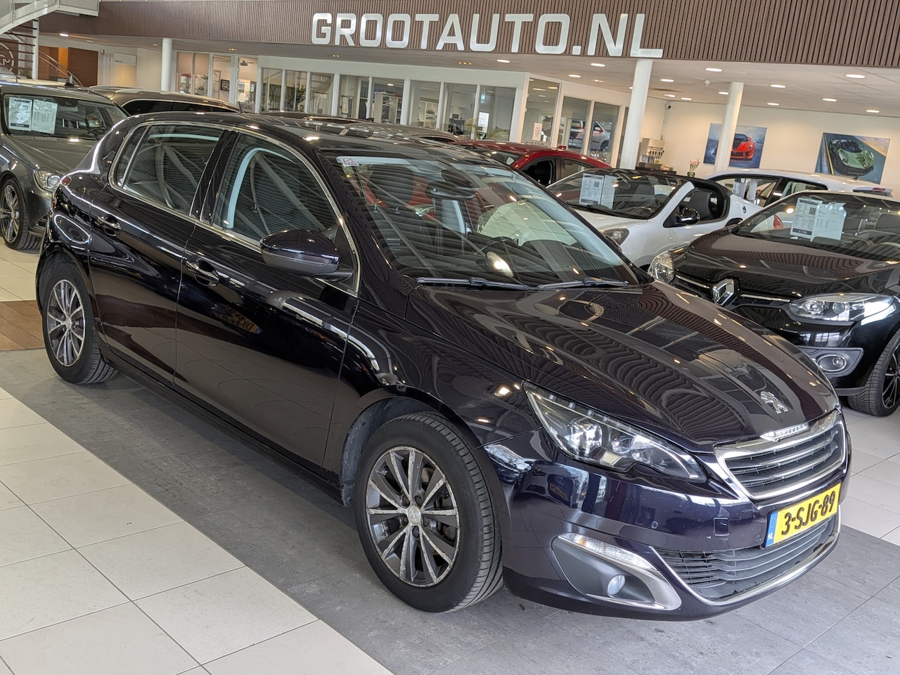 Peugeot 308 - 1.6 THP Première Panoramadak, Airco, Cruise Control, Trekhaak, Stuurbekrachtiging - AutoWereld.nl
