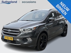 Ford Kuga - 1.5 EcoBoost ST-Line 150pk | Trekhaak | Winter Pack | Parkeersensoren | 2000kg Trekgewicht