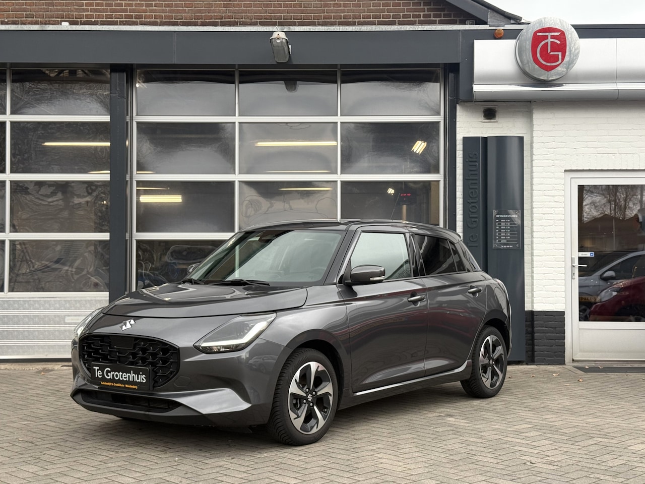 Suzuki Swift - 1.2 Style Smart Hybrid 1.2 Style Smart Hybrid - AutoWereld.nl