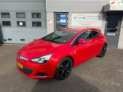 Opel Astra GTC - 1.4 Turbo Design OPC Edition