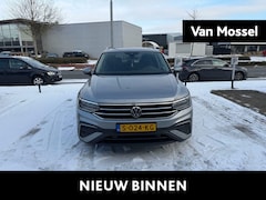 Volkswagen Tiguan Allspace - 1.5 TSI Life Business 7p. 150 PK| Origineel Nederlands | 1e Eigenaar | Trekhaak | Panorama