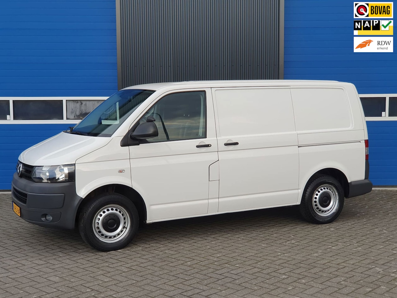 Volkswagen Transporter - 2.0 TDI L1H1 2 x Schuifdeur Airco - AutoWereld.nl