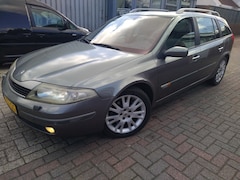 Renault Laguna Grand Tour - 3.0-24V V6 Initiale