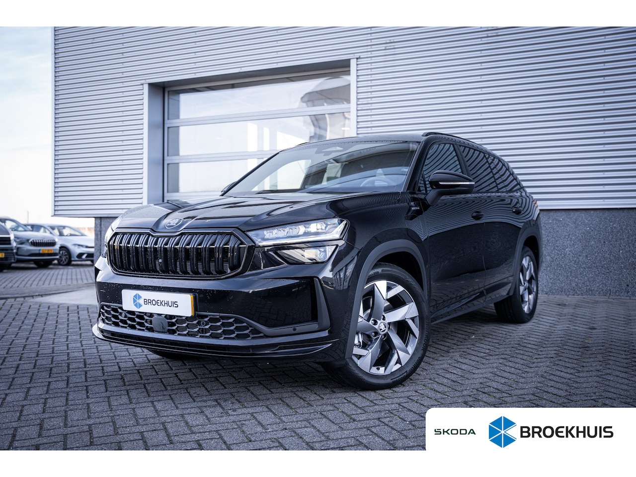 Skoda Kodiaq - 1.5 TSI PHEV Sportline Business | Achteruitrijcamera | Matrix LED koplampen | Metaalkleur - AutoWereld.nl